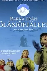 Gustav Wiklund interpreta a Scout en Barna från Blåsjöfjället