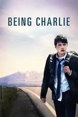 Ricardo Chavira interpreta a Drake en Being Charlie