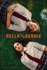 Robyn Coffin interpreta a Mrs. Judge en Bella and Bernie