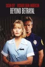 Arlene Mazerolle interpreta a Molly en Beyond Betrayal