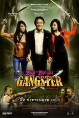 Yana Samsudin interpreta a Manja en Bini-Biniku Gangster