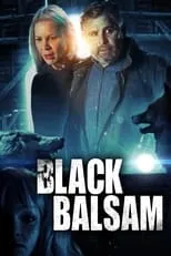 Josie Davis en la película Black Balsam