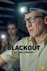 Maurizio Magno interpreta a Leo en Blackout bei Wellmanns