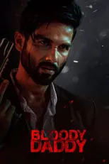 Ronit Roy en la película Bloody Daddy