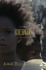 Quvenzhané Wallis interpreta a  en Boneshaker