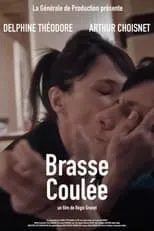 Delphine Théodore interpreta a Maxime en Brasse coulée