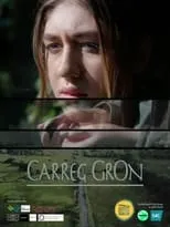 Elen Gwynne es Angharad en Carreg Gron