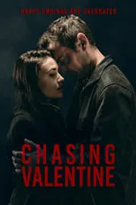 Adam Langton es Chase en Chasing Valentine