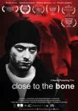 David Scott interpreta a Ben en Close to the Bone