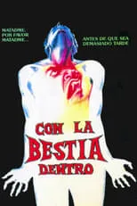 Luke Askew interpreta a Dexter Ward en Con la bestia dentro