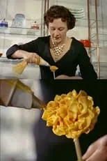 Fanny Cradock es Self en Cookery Hints AKA Cooking Tips