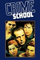 Weldon Heyburn interpreta a Cooper en Crime School