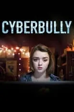 Maisie Williams es Casey Jacobs en Cyberbully