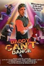 Kaitlin Cox es Beanie Weaver en Daddy Can't Dance