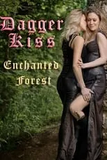 Amanda K. Morales es Katia / Vesper en Dagger Kiss: Enchanted Forest