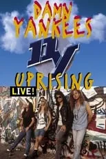 Ted Nugent interpreta a Guitar, Vocals en Damn Yankees Uprising Live!