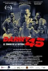 Vladimir Acevedo interpreta a Robert Papaleta en Danny 45: El terror de La Victoria