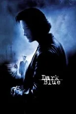 Benedict Samuel interpreta a  en Dark Blue