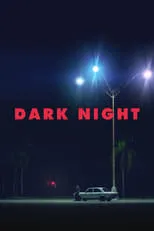 Anna Rose Hopkins interpreta a Summer en Dark Night