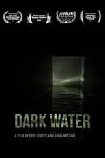 France Perras interpreta a Young Mother en Dark Water