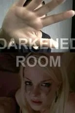 Etsuko Shikata es Self en Darkened Room