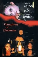 Helen Madigan interpreta a Zenobia (uncredited) en Daughters of Darkness