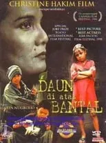 Película Daun di atas bantal