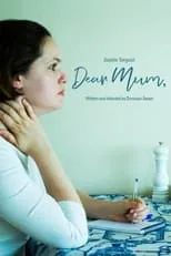 Sophie Tergeist es Katie en Dear Mum