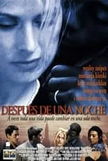 Mike Figgis es Hotel Clerk en Después De Una Noche