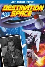 William Traylor interpreta a Space Ship Crew en Destination Space