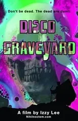 Izzy Lee interpreta a Narrator en Disco Graveyard