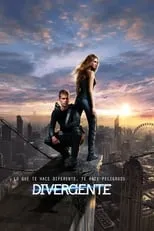 Elyse Cole interpreta a Ten Year Old Tris en Divergente