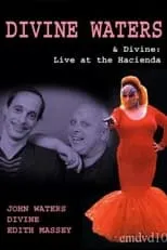 Edith Massey interpreta a Self en Divine Waters