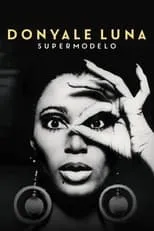 David Bailey interpreta a Self en Donyale Luna: Supermodelo