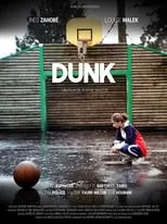 Charlie Bartocci interpreta a Lou en Dunk