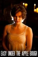 Elizabeth Henstridge interpreta a Farmer's Daughter en Easy Under the Apple Bough