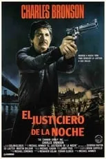 William Roberts interpreta a Policeman en El justiciero de la noche