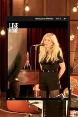 Ellie Goulding interpreta a Singer en Ellie Goulding - Live@Home - Full Show