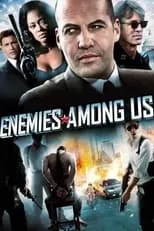 Griffin Hood interpreta a Devin Taylor en Enemies Among Us