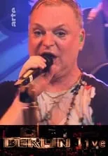 Vince Clarke es  en Erasure - Berlin Live