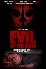 Sunny Doench interpreta a Jessica en Evil at the Door