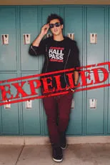 Cameron Dallas interpreta a Felix O'Neil en Expelled