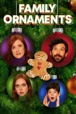 Romyn Smith interpreta a Owen en Family Ornaments