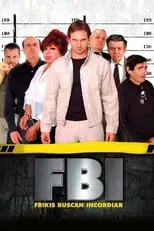 Javier Cárdenas interpreta a Javier en FBI: Frikis buscan incordiar