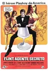 Robert Gunner interpreta a Agent 0008 (uncredited) en Flint, agente secreto