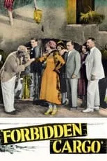 Greta Gynt interpreta a Mme. Simonetta en Forbidden Cargo