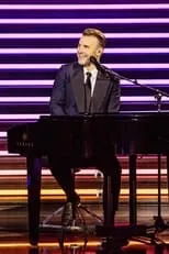 Alfie Boe es Self en Gary Barlow's Night At The Museum