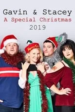 Kyle Lima es Darren en Gavin & Stacey: A Special Christmas