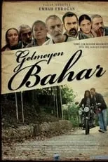 Ayten Uncuoglu interpreta a Feriha en Gelmeyen Bahar