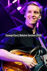 Chris Dagger interpreta a Bass en George Ezra - Baloise Session